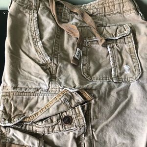 Men’s short ( Abercrombie & Fitch )